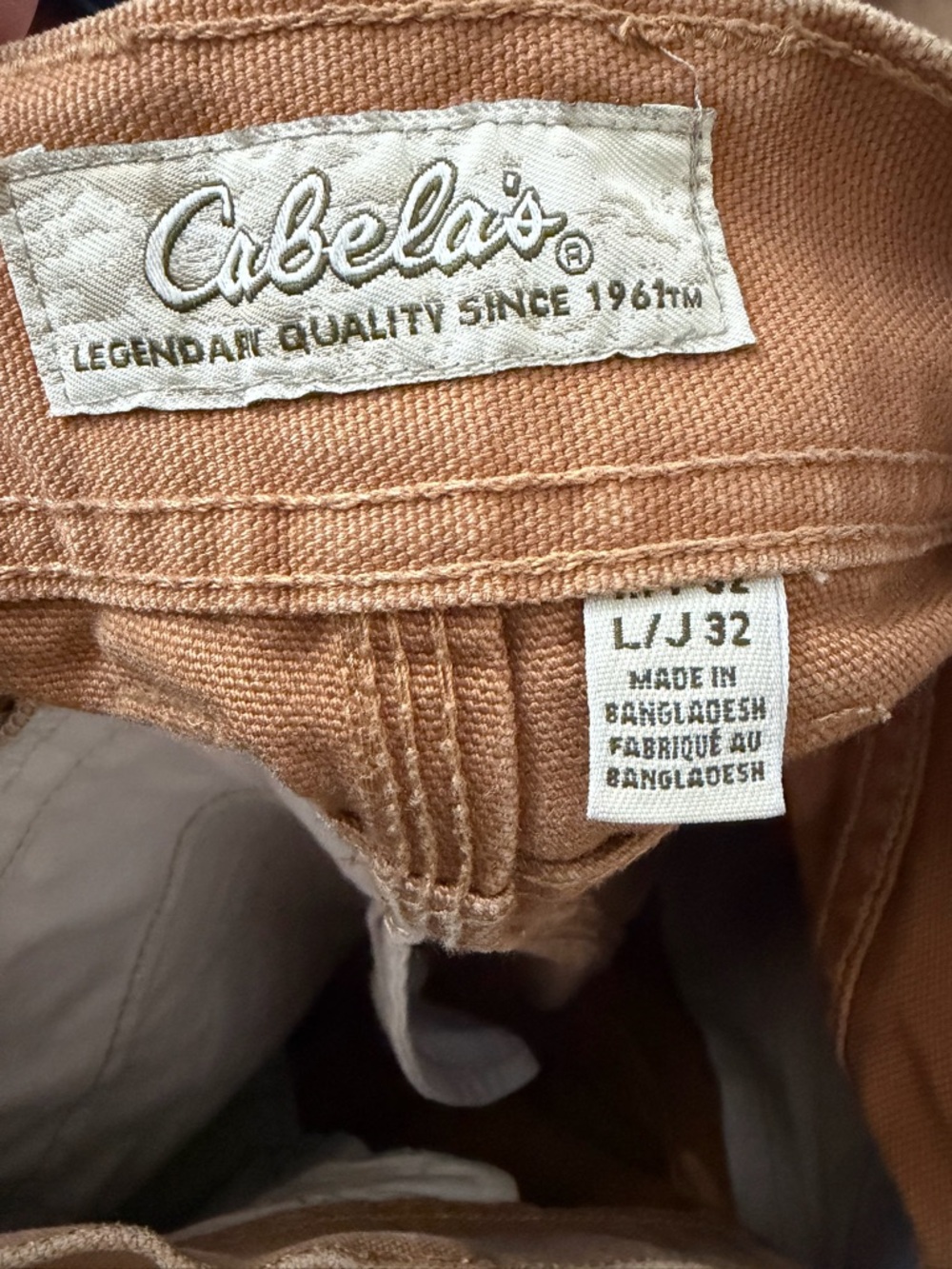 Cabela's Men's 32X32 Roughneck Cargo Pants in Brown Tan - Picture 5 of 13